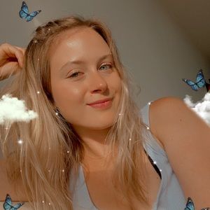 Meet your Posher, Becky